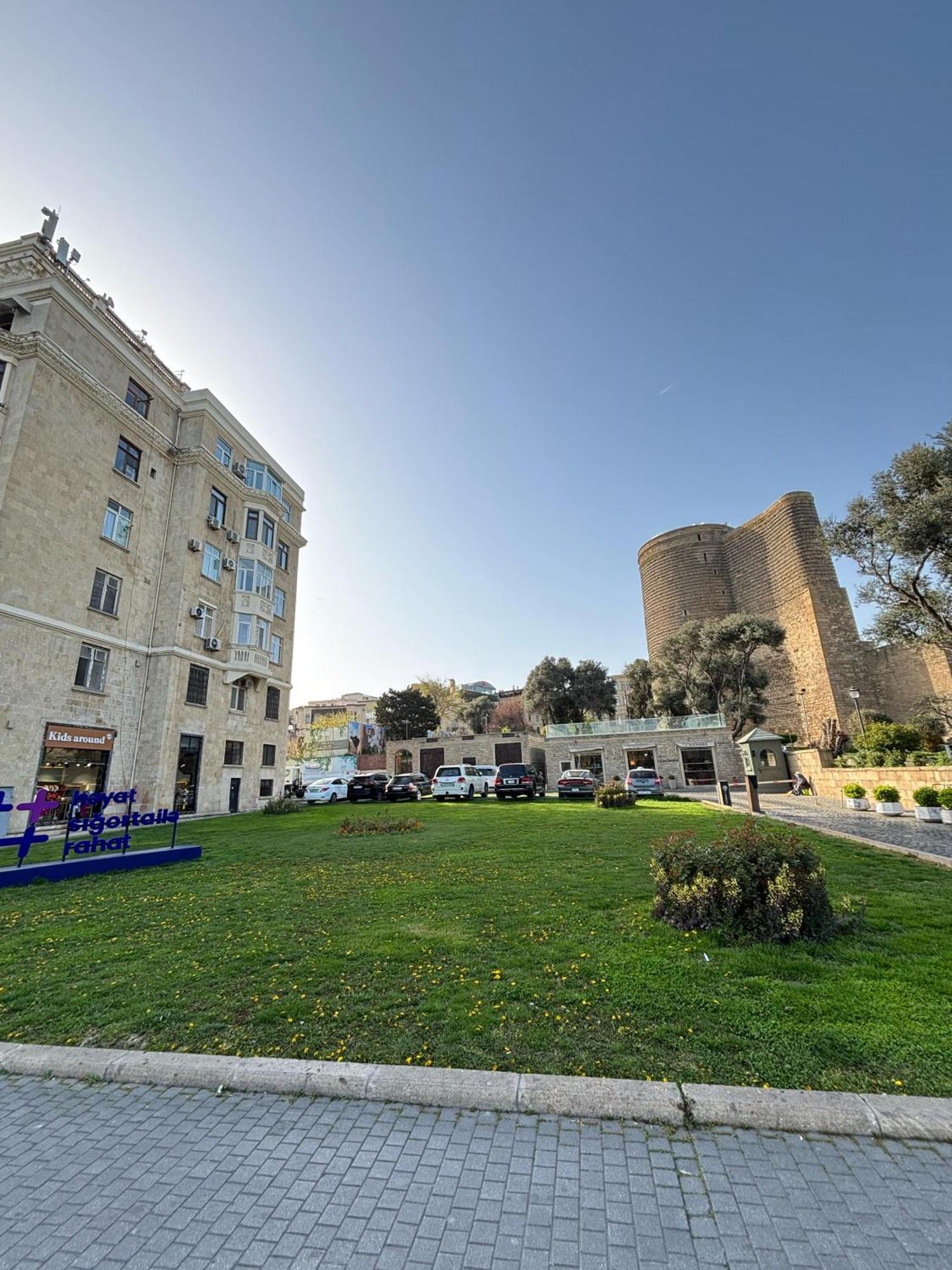 Old Sea View * Baku
